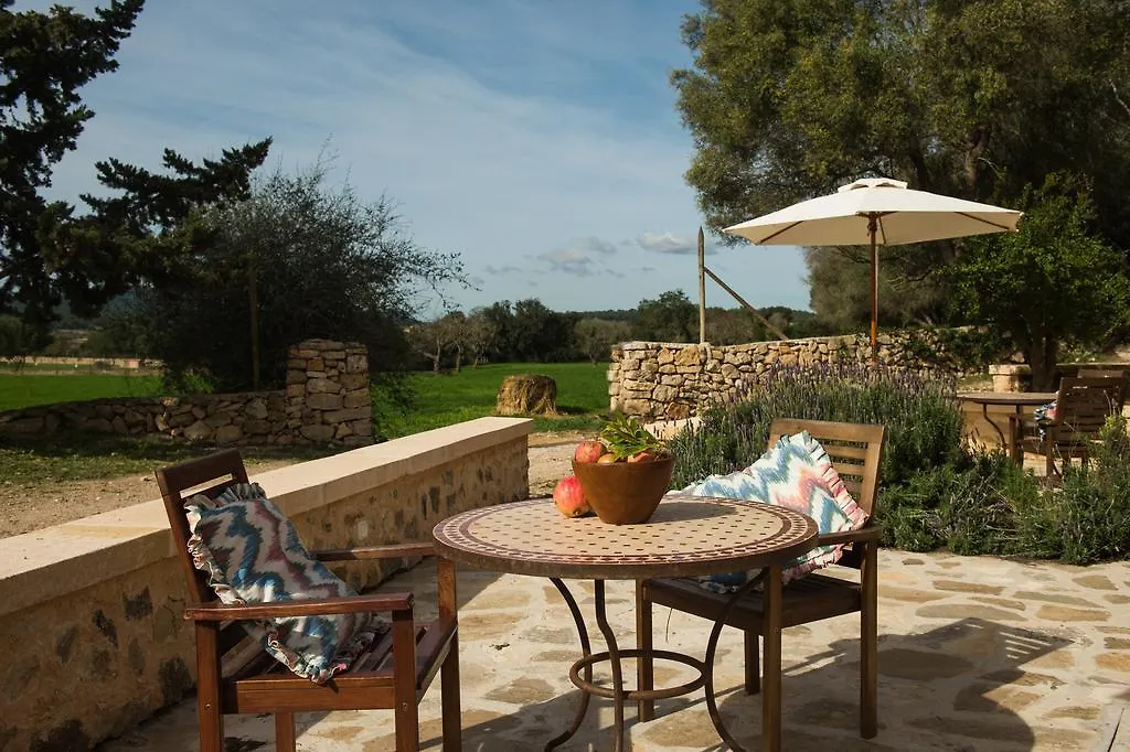 Agroturismo Can Feliu Porreras 0*,